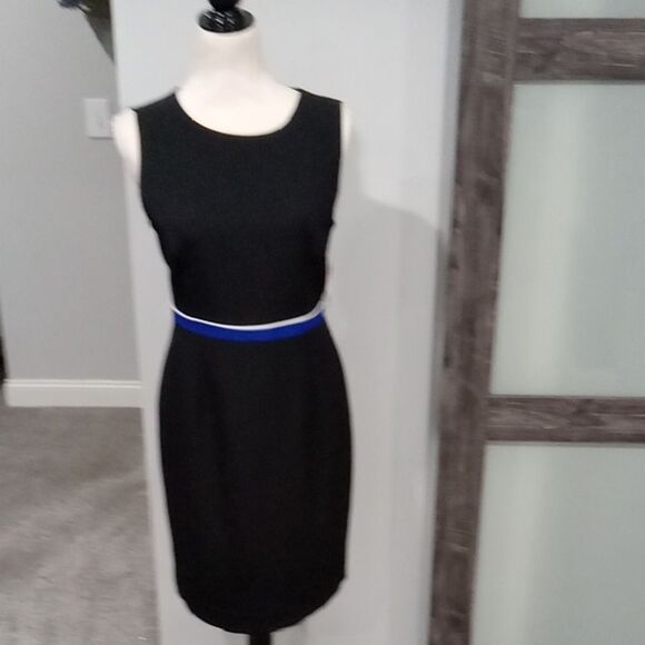 Kasper Black Sheath Midi Dress With Royal Blue & White Stripe. Size 8P NWT - Picture 1 of 3
